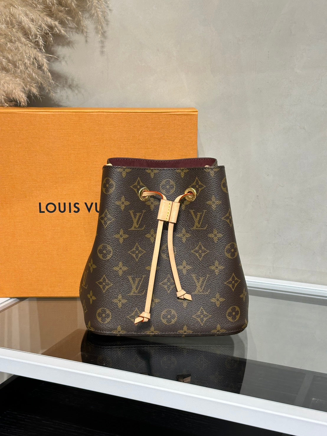 LOUIS VUITTON Neonoe BB水桶包