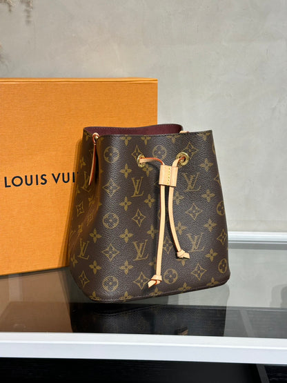 LOUIS VUITTON Neonoe BB水桶包
