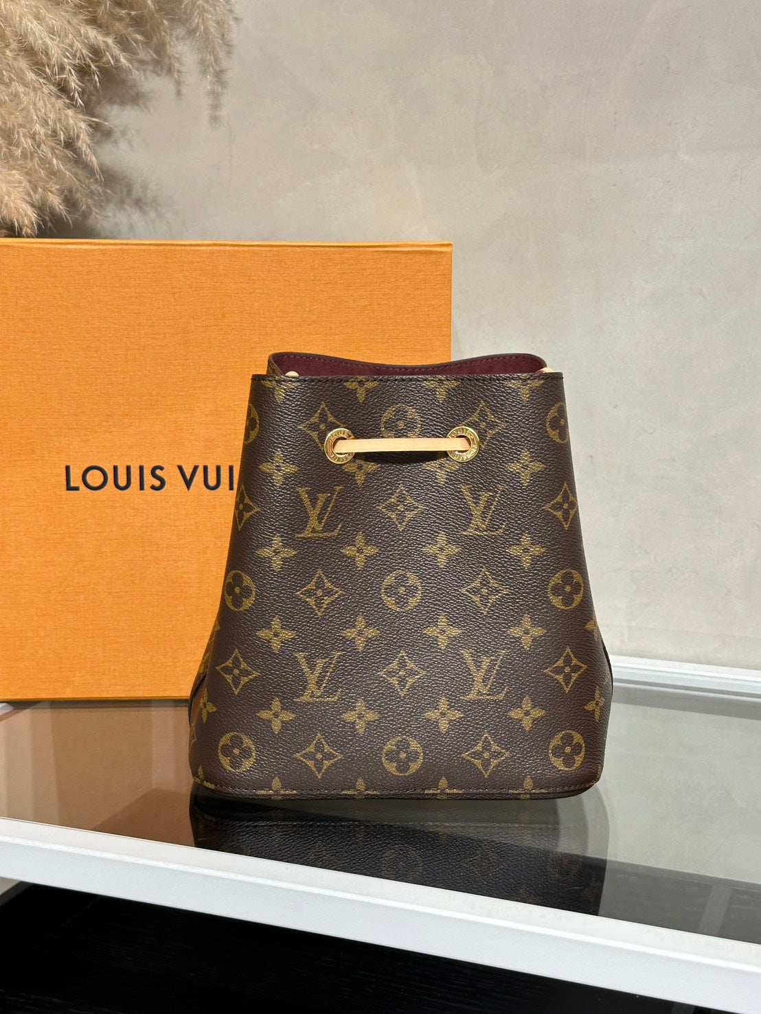 LOUIS VUITTON Neonoe BB水桶包