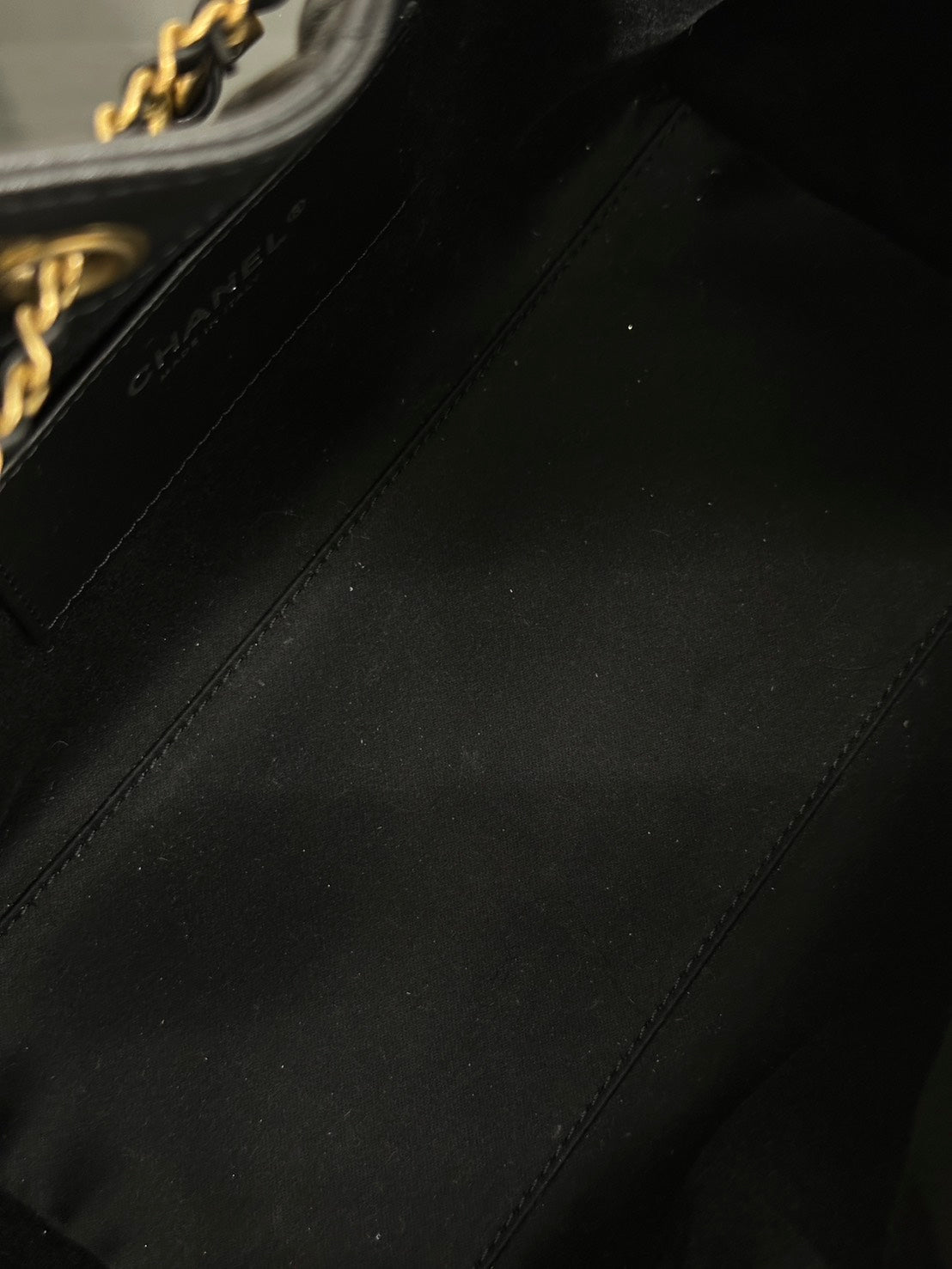 CHANEL 25 Hobo Bag - 小號黑金