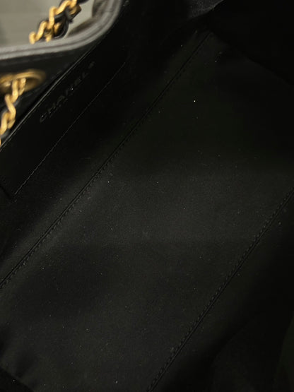 CHANEL 25 Hobo Bag - 小號黑金