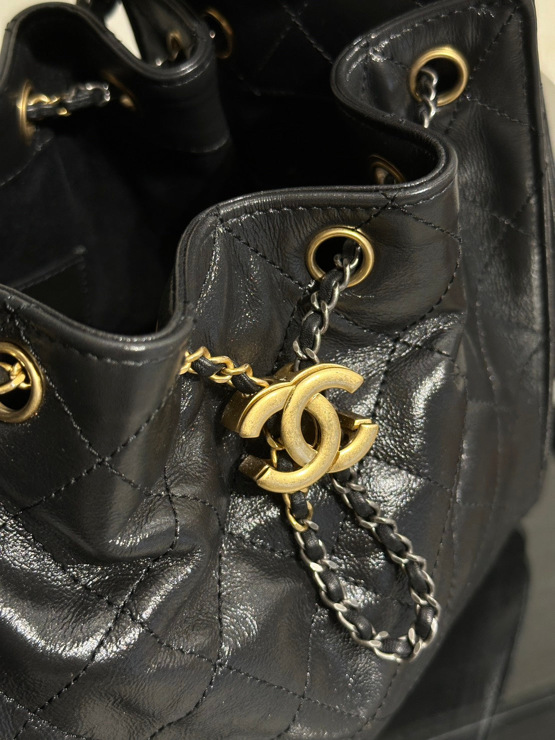 CHANEL 25 Hobo Bag - 小號黑金
