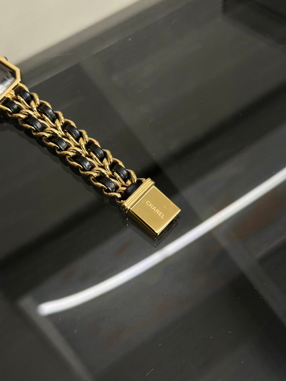 CHANEL 經典Premiers皮穿鍊方糖腕錶 - L黑金