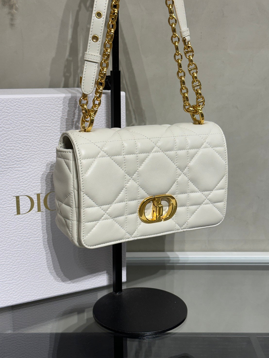 DIOR Caro藤格紋斜背包 - 小號白金