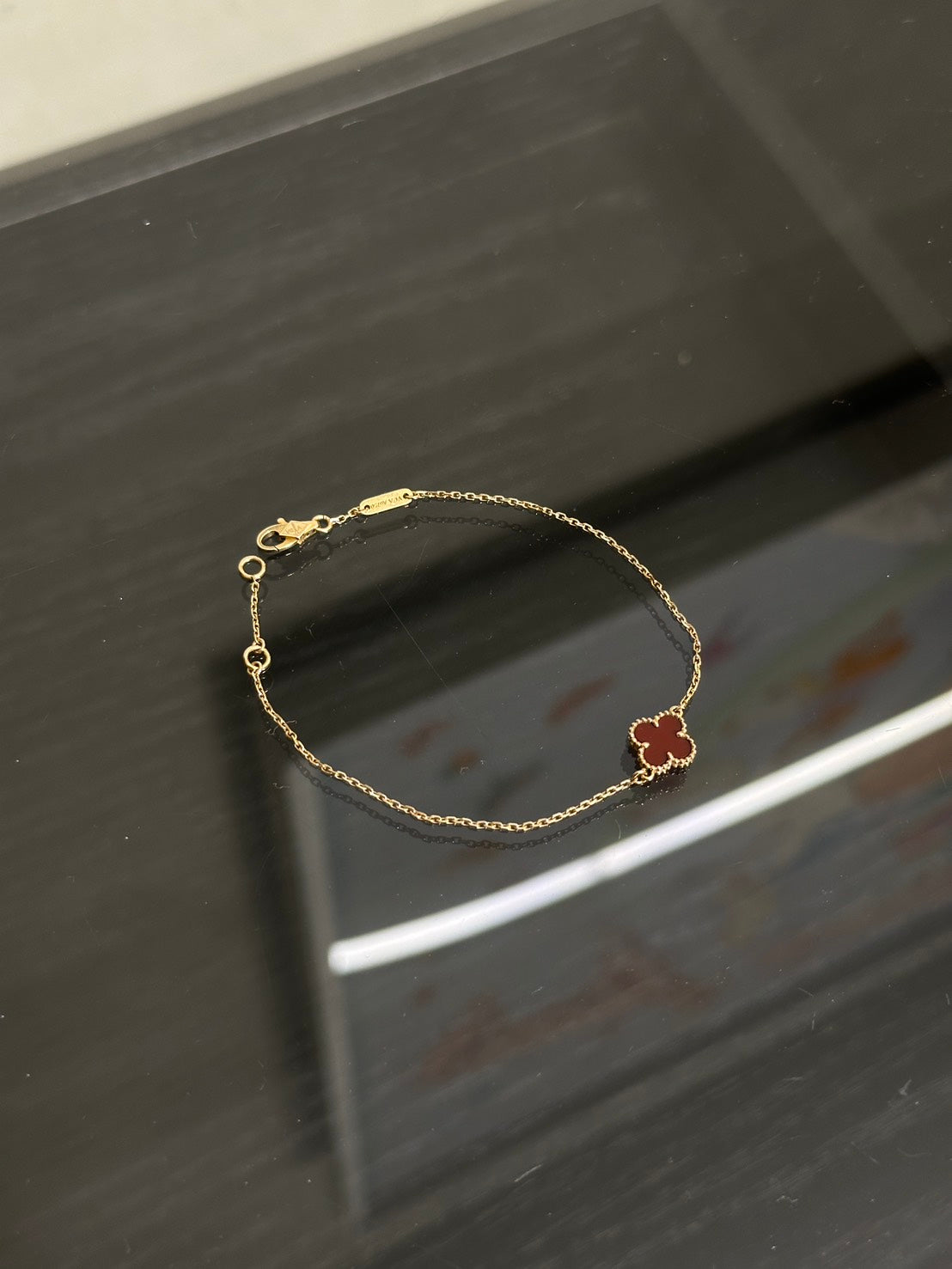 Van Cleef & Arpels 紅玉髓18K玫瑰金手鍊 - Sweet Alhambra