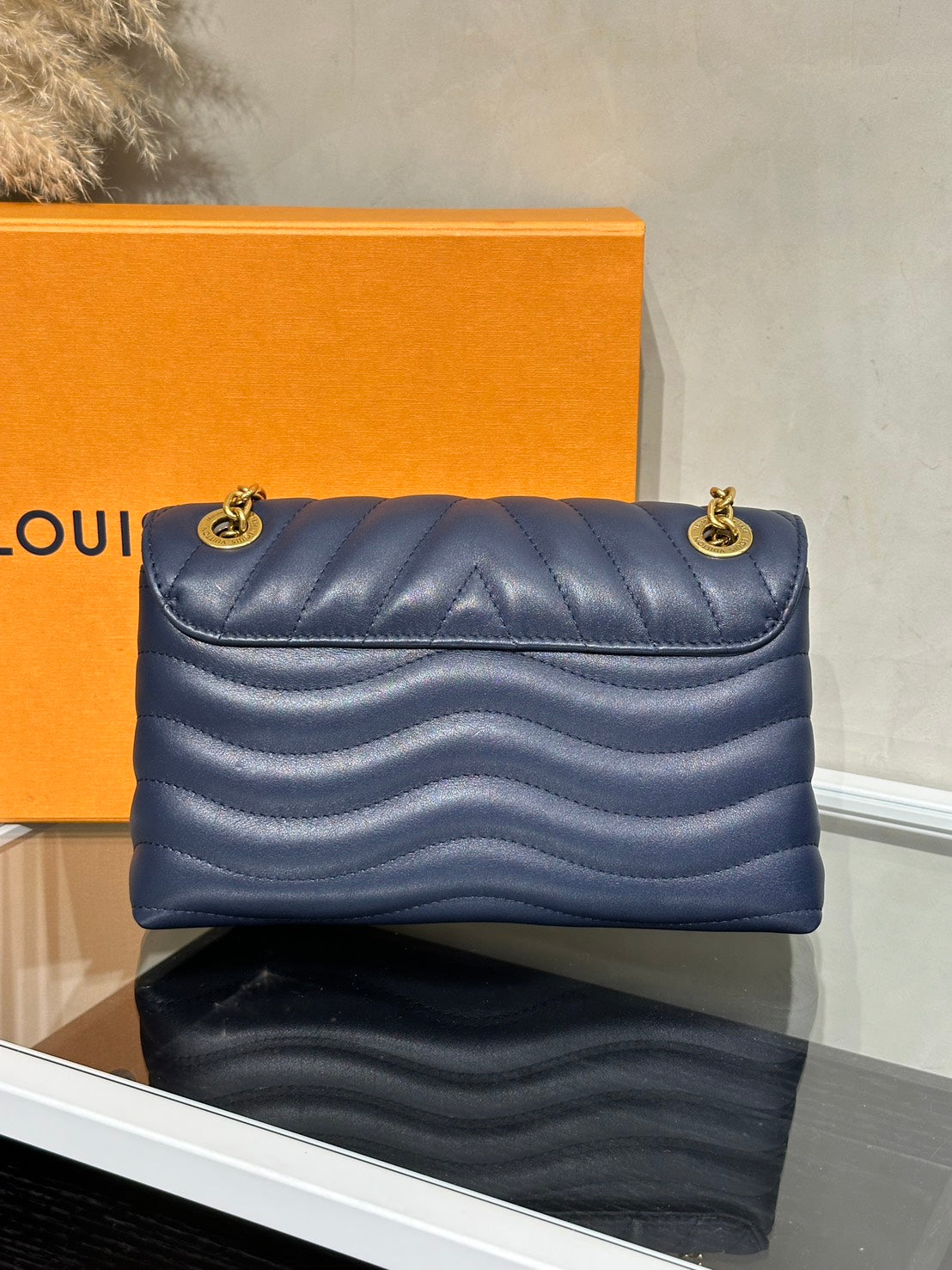 LOUIS VUITTON New Wave - 深藍金