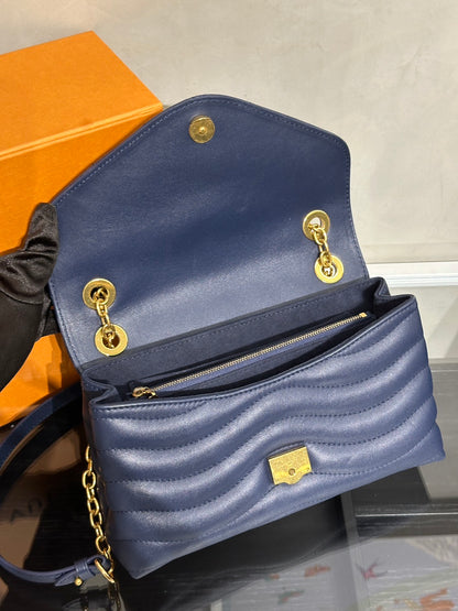 LOUIS VUITTON New Wave - 深藍金
