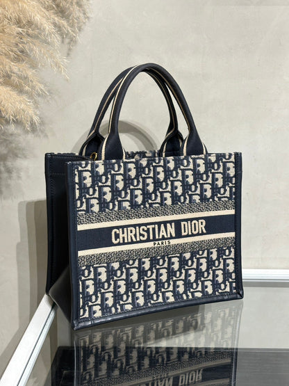 DIOR 刺繡老花背帶款Tote - 小號深藍