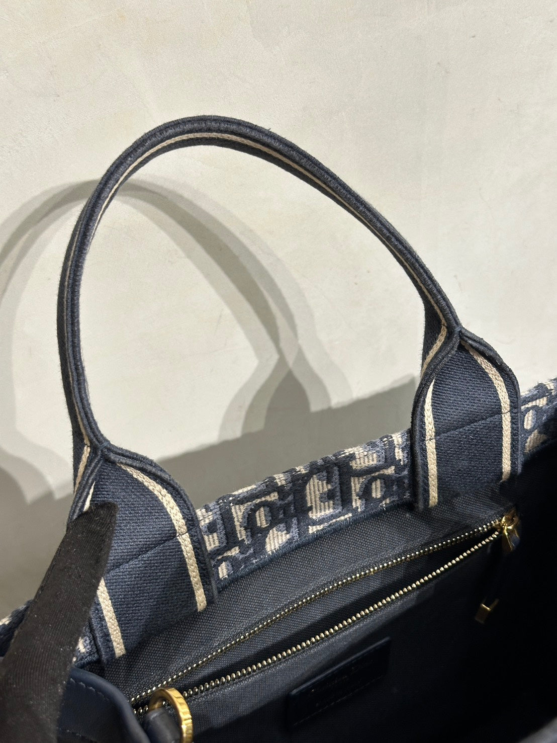 DIOR 刺繡老花背帶款Tote - 小號深藍