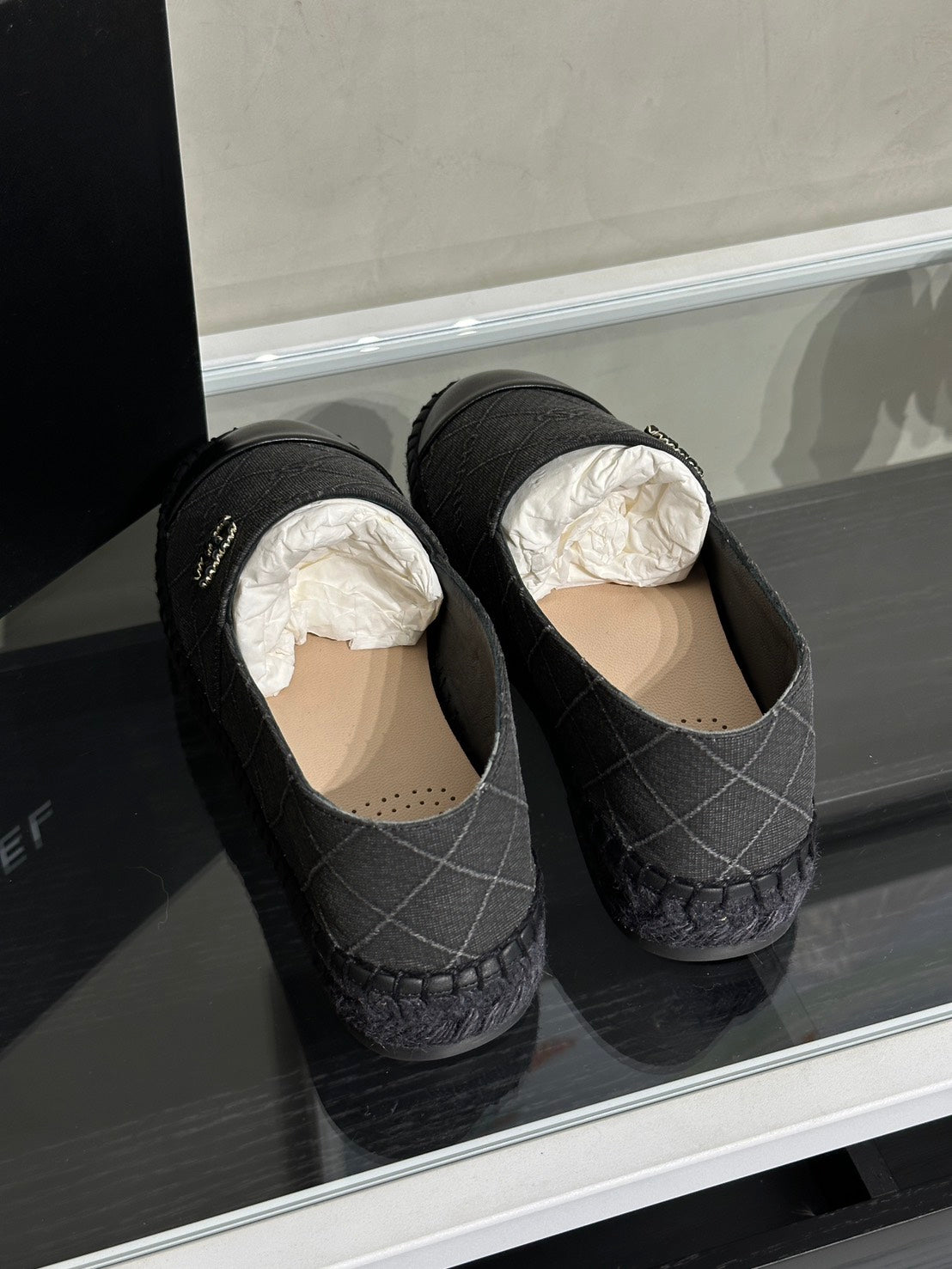 CHANEL 帆布草編漁夫鞋 - 黑  37