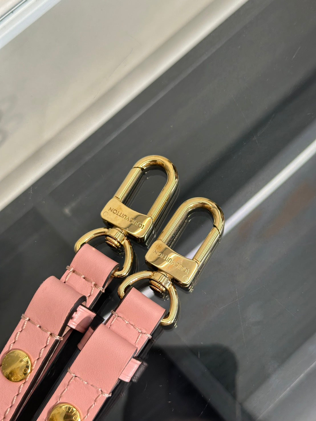 LOUIS VUITTON Neonoe水桶包 - MM粉