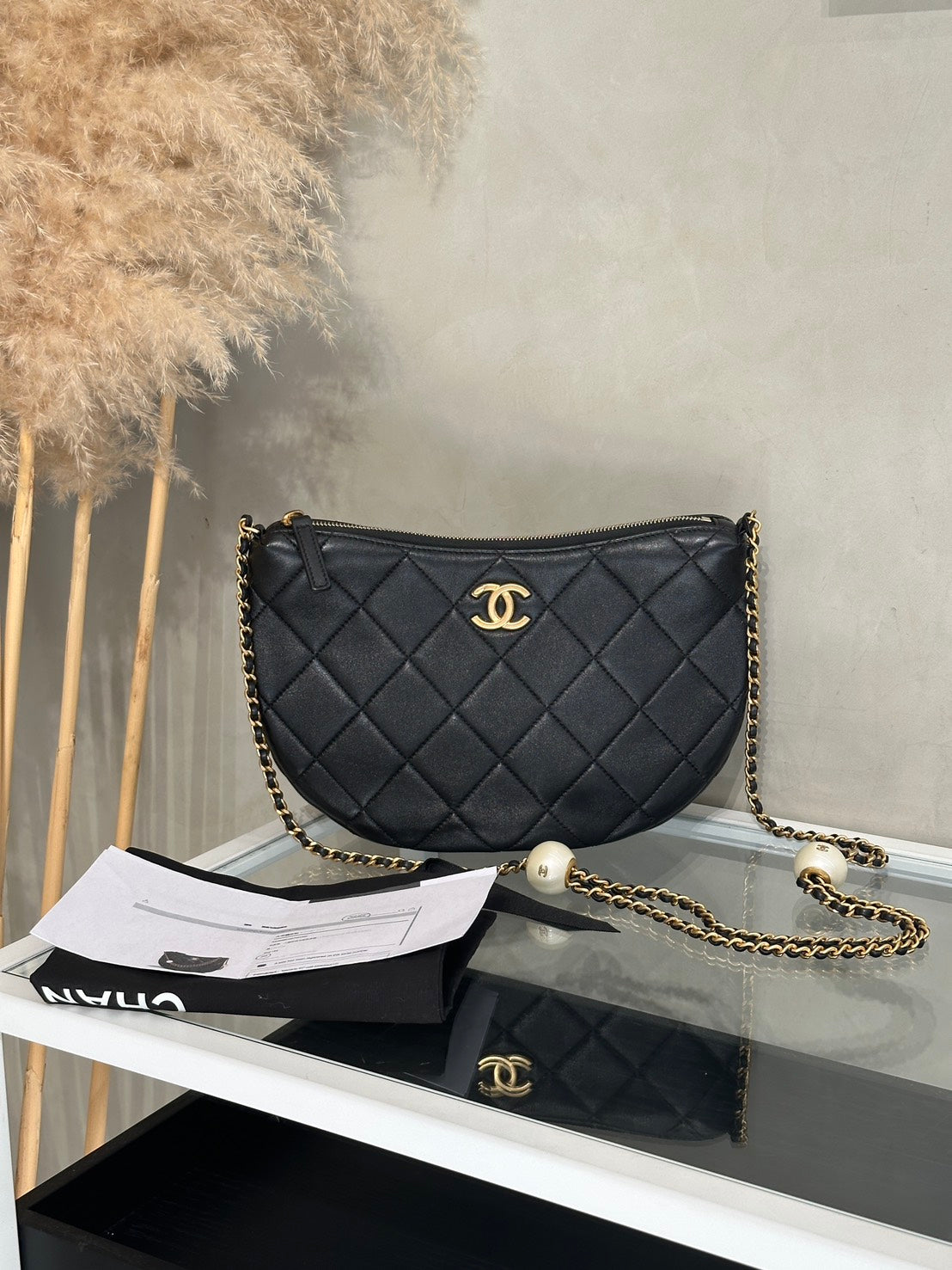 CHANEL 24S珍珠湯圓調節月亮包 - 大號黑金