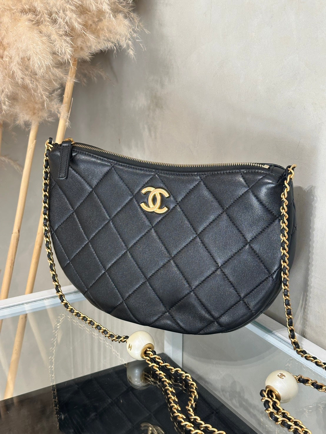 CHANEL 24S珍珠湯圓調節月亮包 - 大號黑金