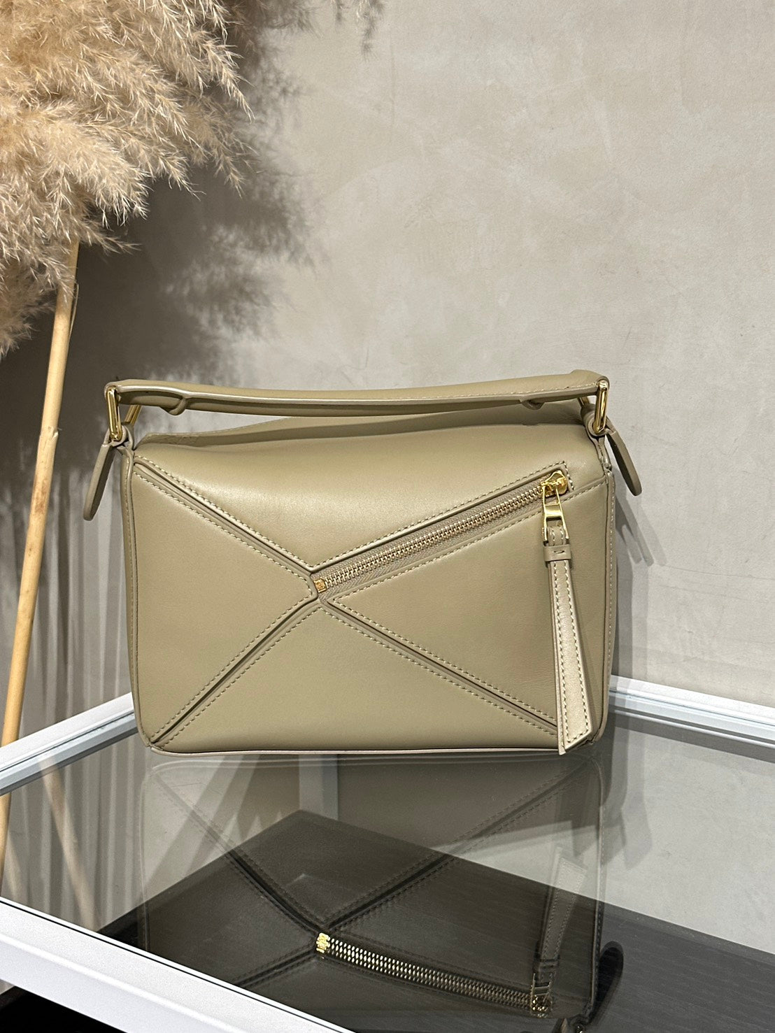LOEWE Puzzle小牛皮手袋 - 小號卡其