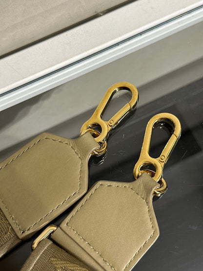 LOEWE Puzzle小牛皮手袋 - 小號卡其