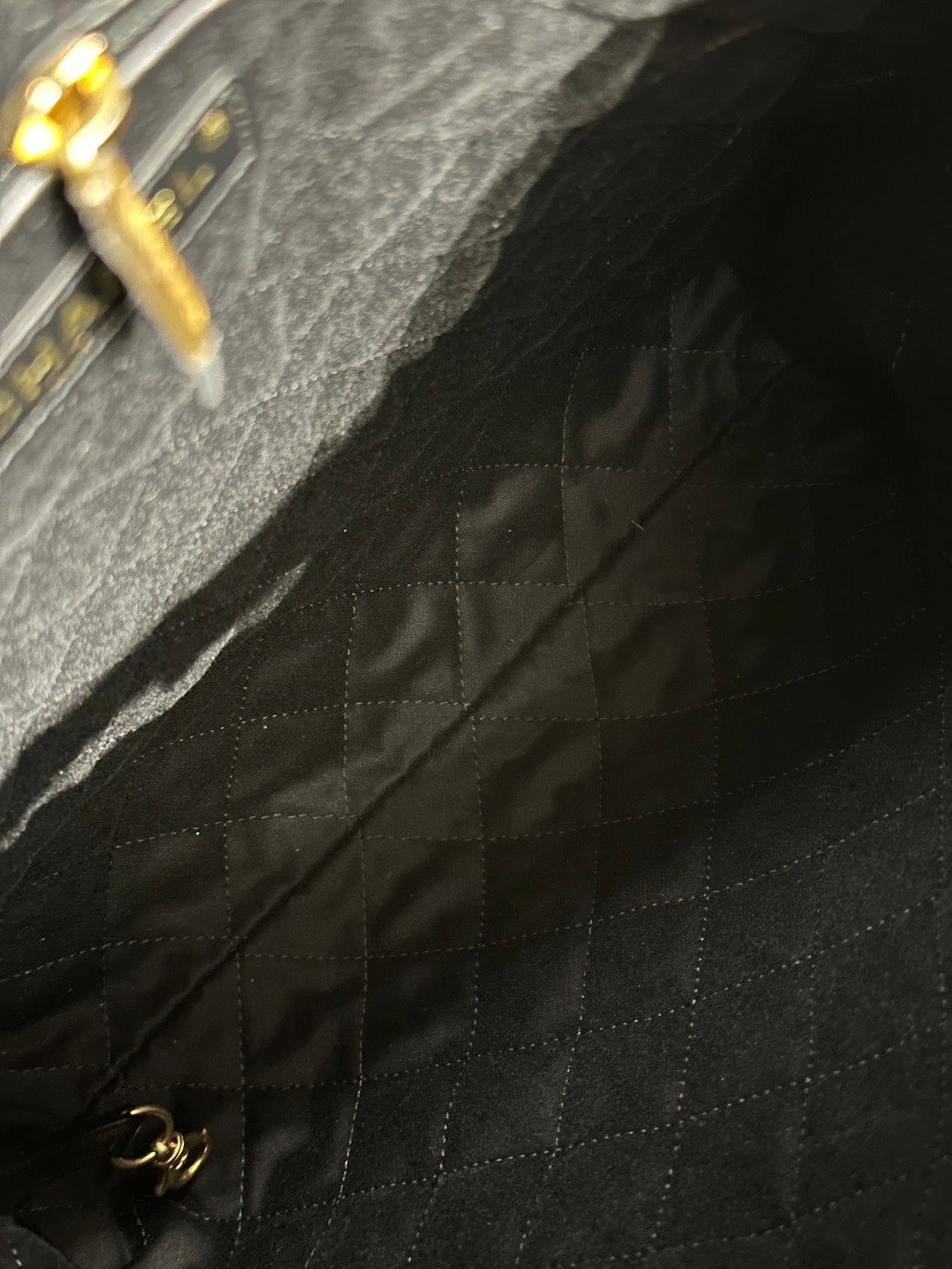 CHANEL 22 Backpack - 小號黑金
