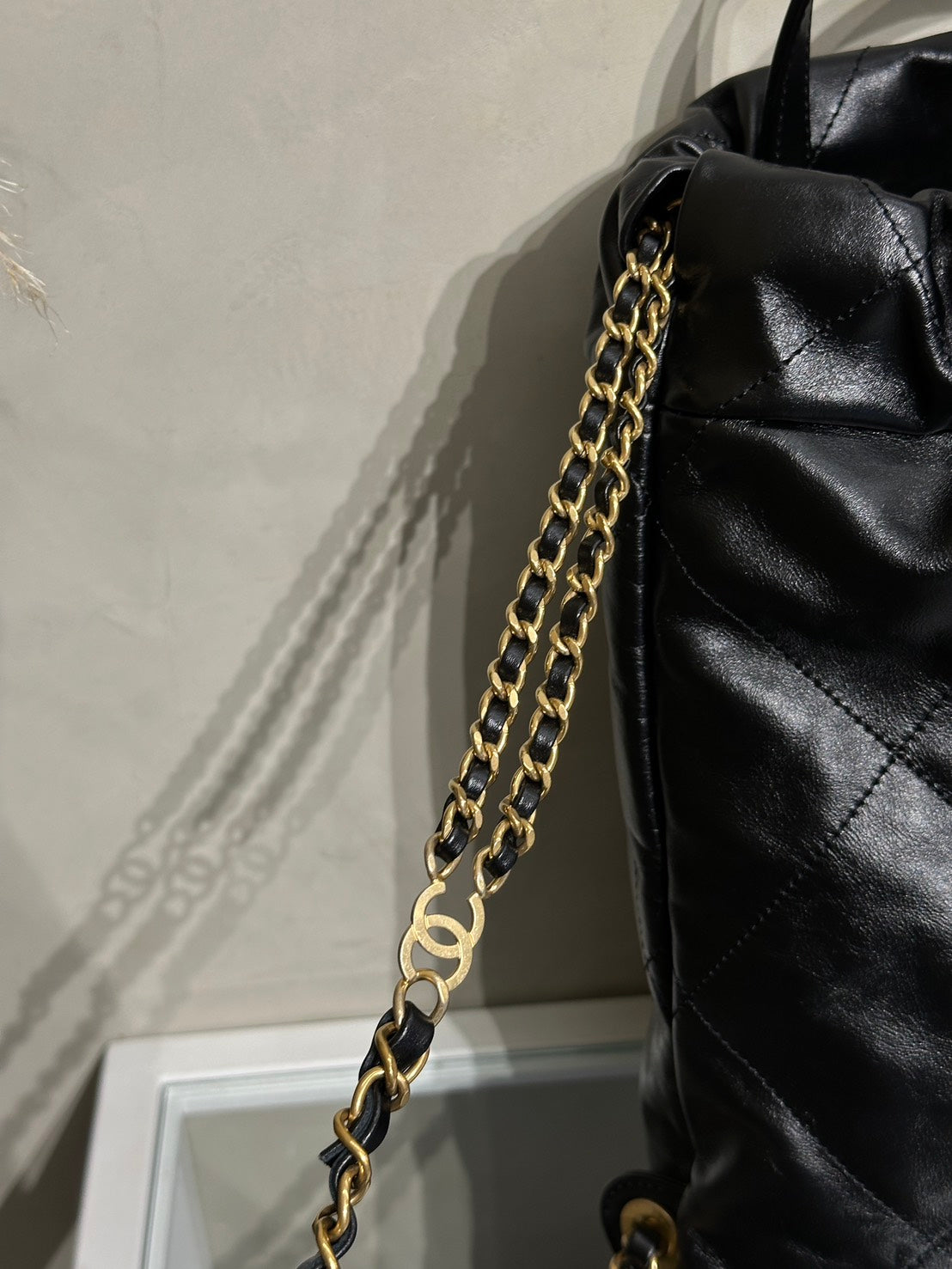 CHANEL 22 Backpack - 小號黑金