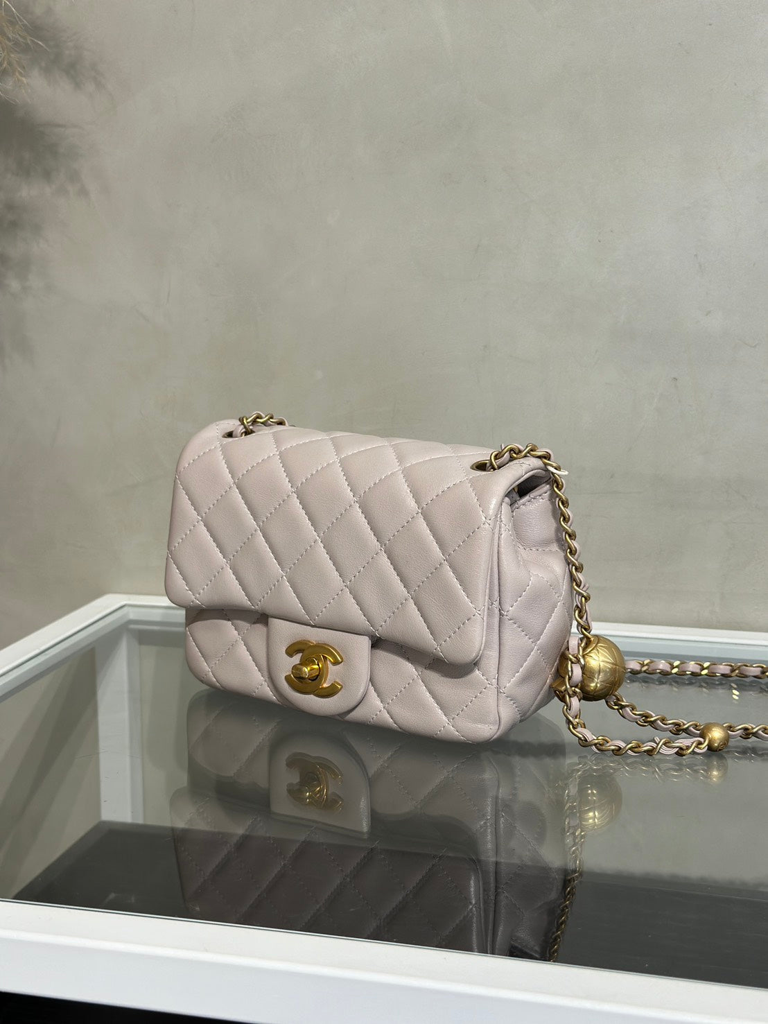 CHANEL 經典口蓋包方胖子 17 - 金球淺灰紫