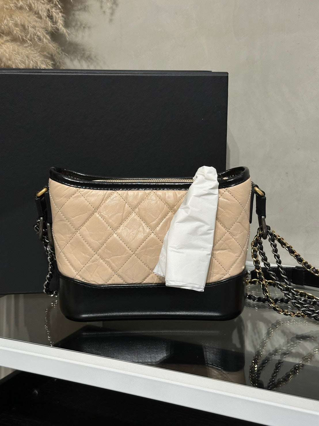 CHANEL 雙鍊條流浪包 - 小號米黑25開
