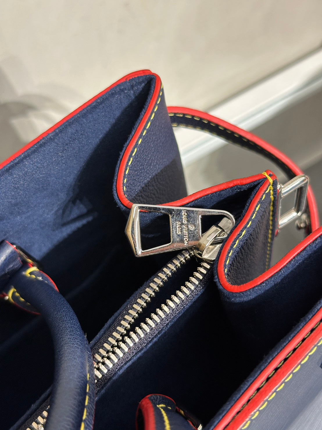 LOUIS VUITTON Twist Tote - 深藍
