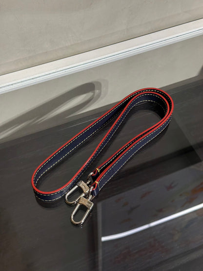 LOUIS VUITTON Twist Tote - 深藍