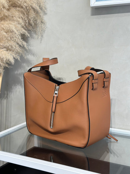 LOEWE Hammock吊床包 - 小號棕