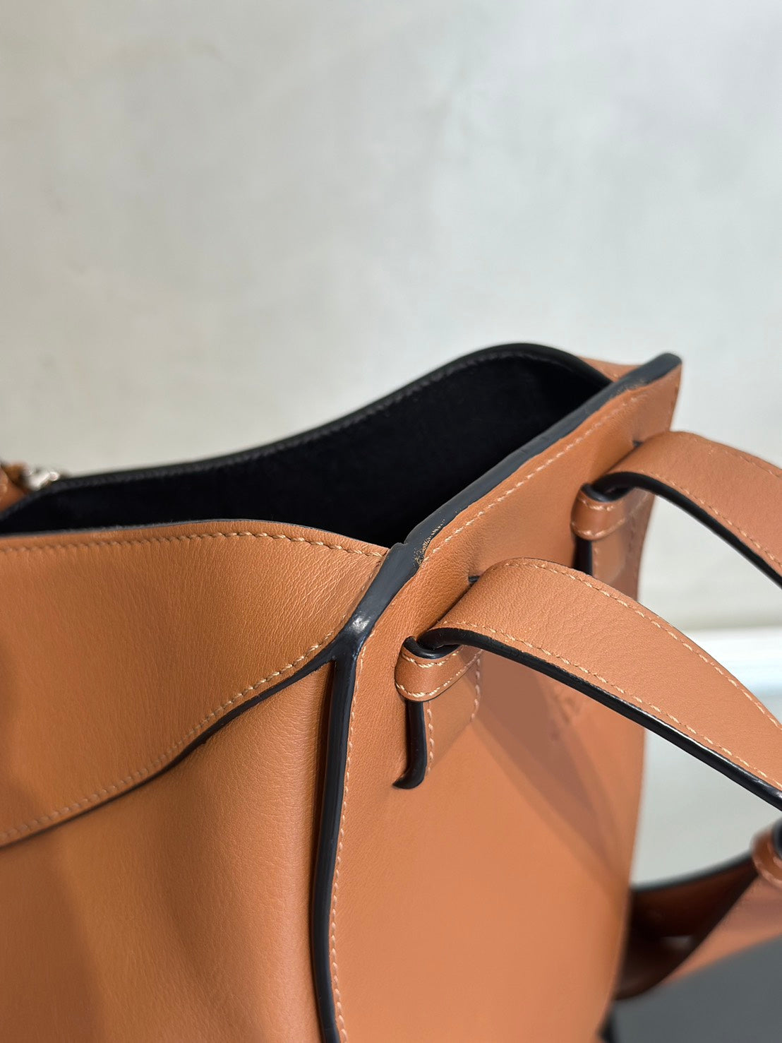 LOEWE Hammock吊床包 - 小號棕