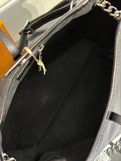 LOUIS VUITTON CarryAll BB - 黑
