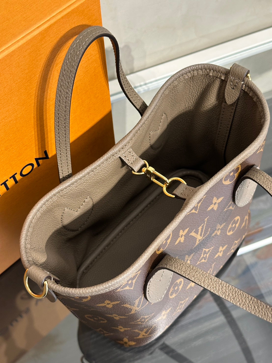 LOUIS VUITTON Neverfull BB - 雙面灰