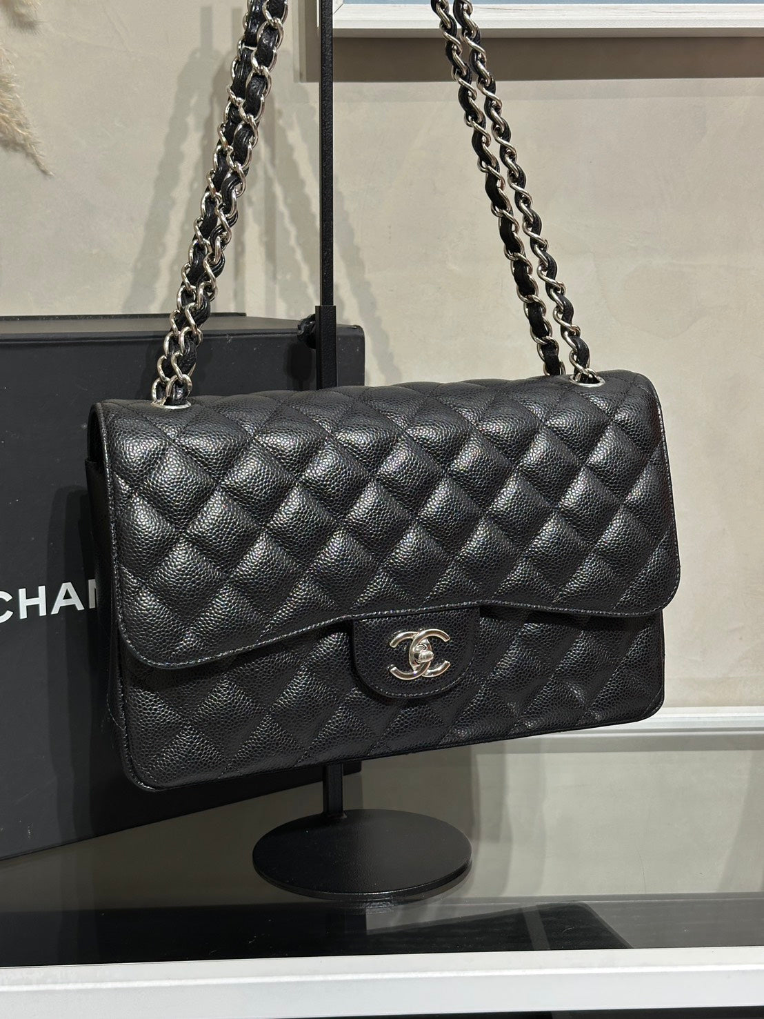 CHANEL 經典口蓋包Jumbo CF30 - 粒面牛皮黑銀28開