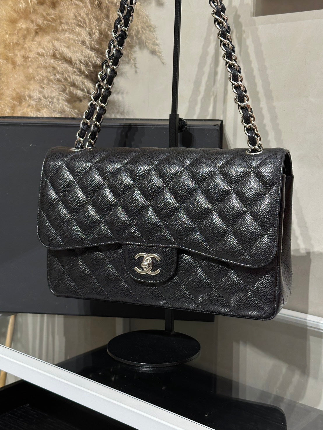 CHANEL 經典口蓋包Jumbo CF30 - 粒面牛皮黑銀28開