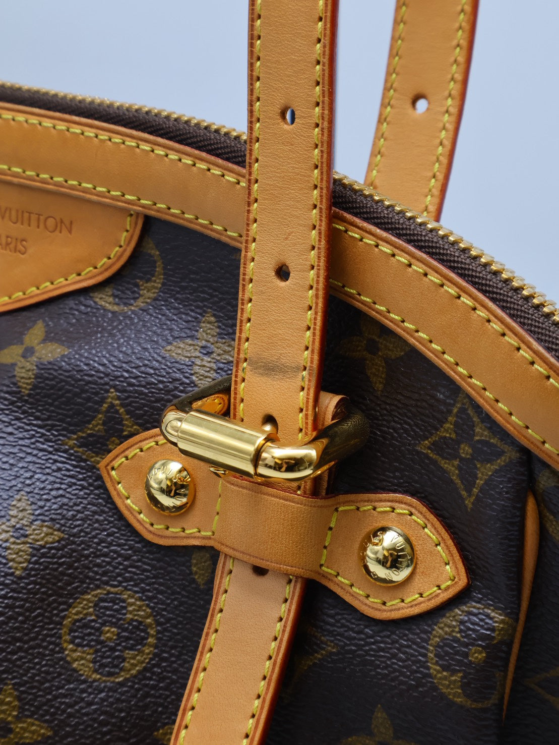 LOUIS VUITTON Tivoli 餃子包 - GM