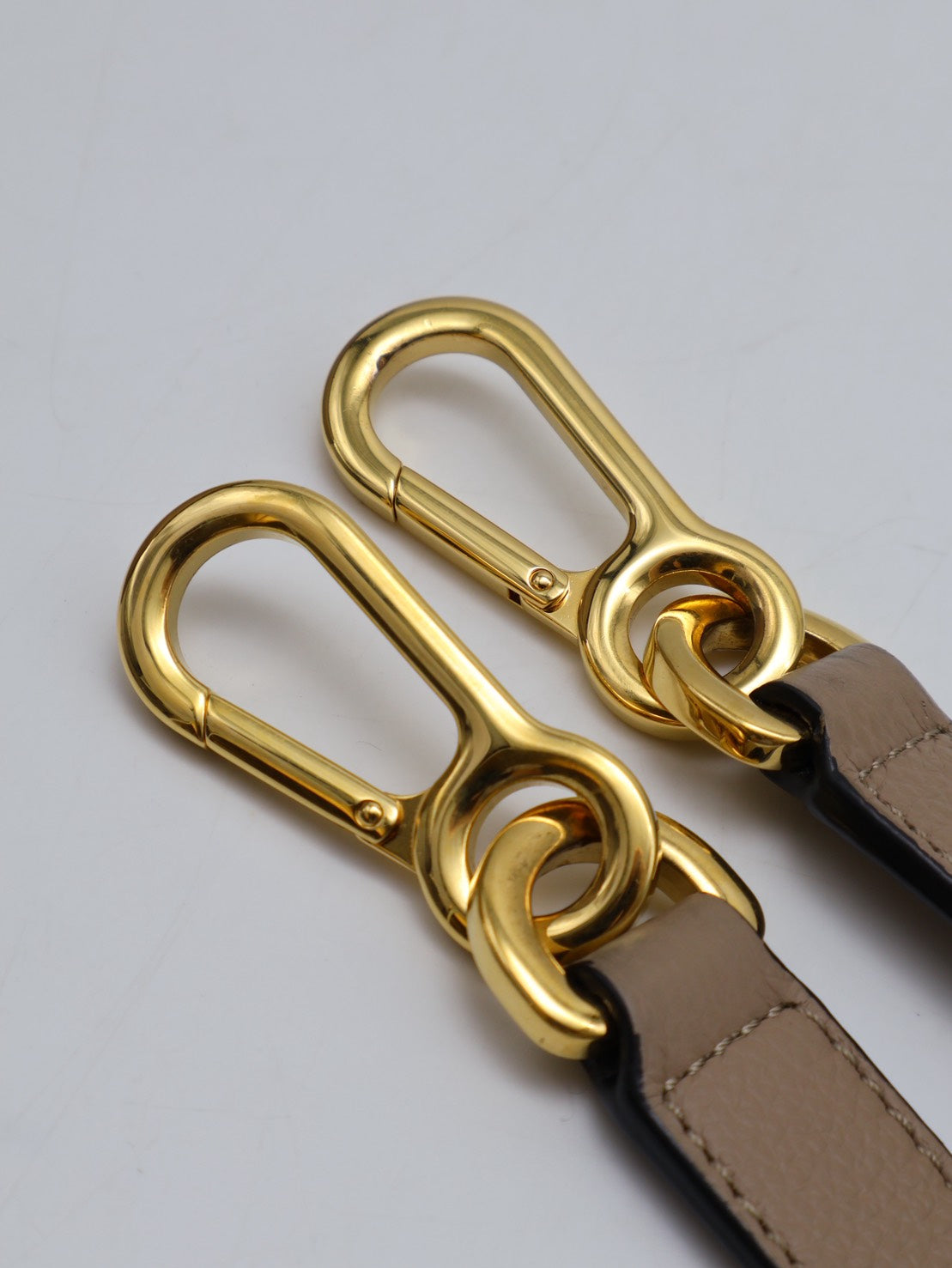 LOEWE Puzzle小牛皮手袋 - 小號沙色