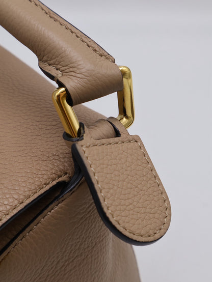 LOEWE Puzzle小牛皮手袋 - 小號沙色