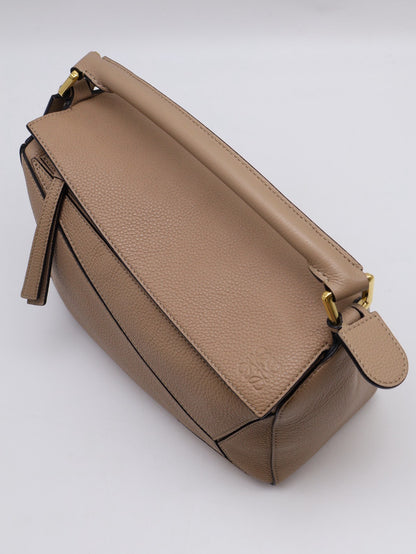 LOEWE Puzzle小牛皮手袋 - 小號沙色