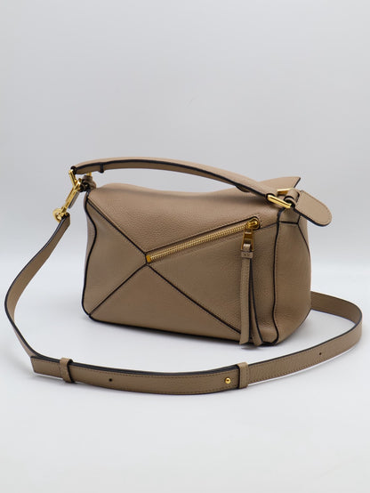LOEWE Puzzle小牛皮手袋 - 小號沙色