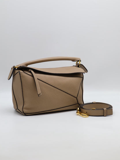 LOEWE Puzzle小牛皮手袋 - 小號沙色
