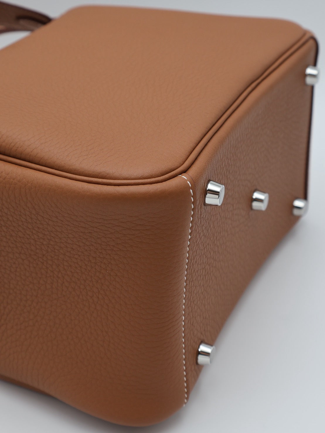 HERMES Lindy 26 - Gold 37 金棕銀 K