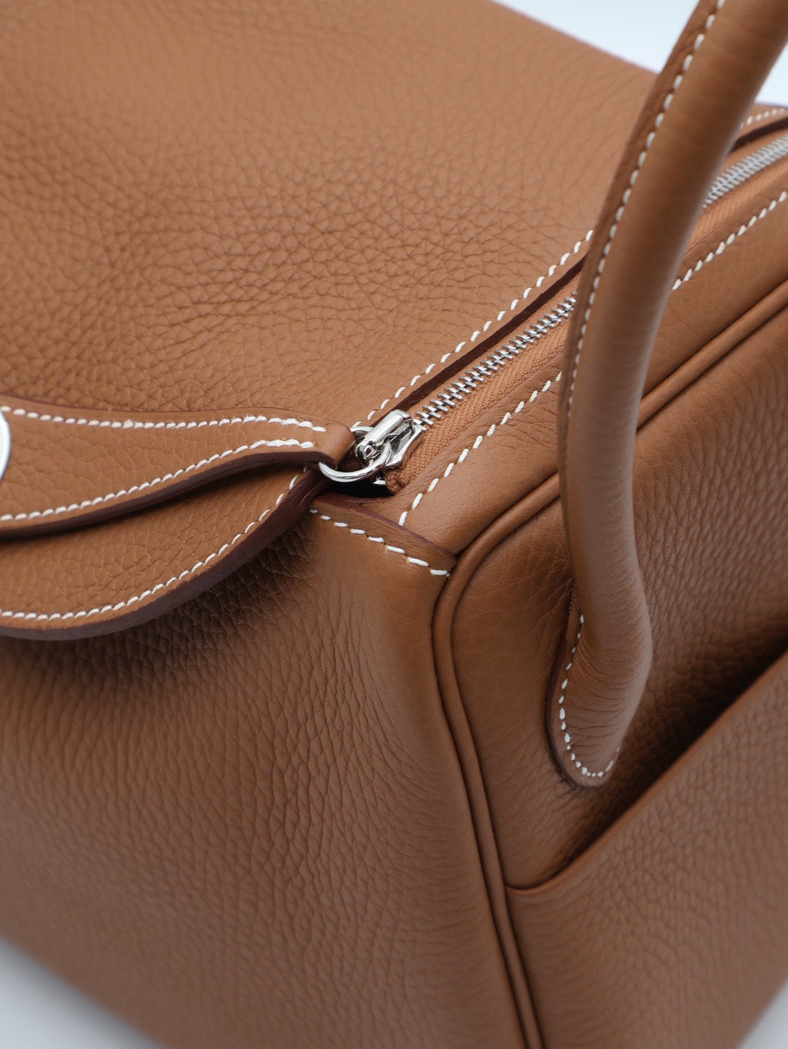 HERMES Lindy 26 - Gold 37 金棕銀 K