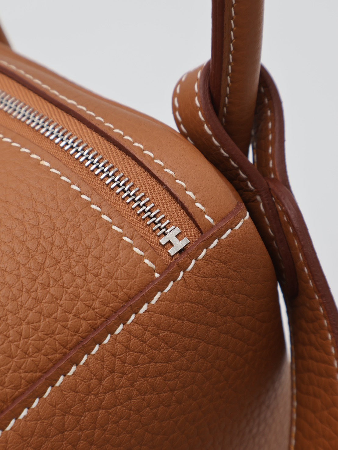 HERMES Lindy 26 - Gold 37 金棕銀 K