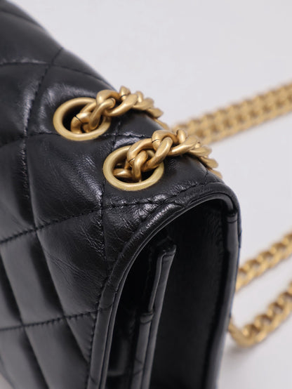 CHANEL 風衣釦小羊皮WOC - 黑金