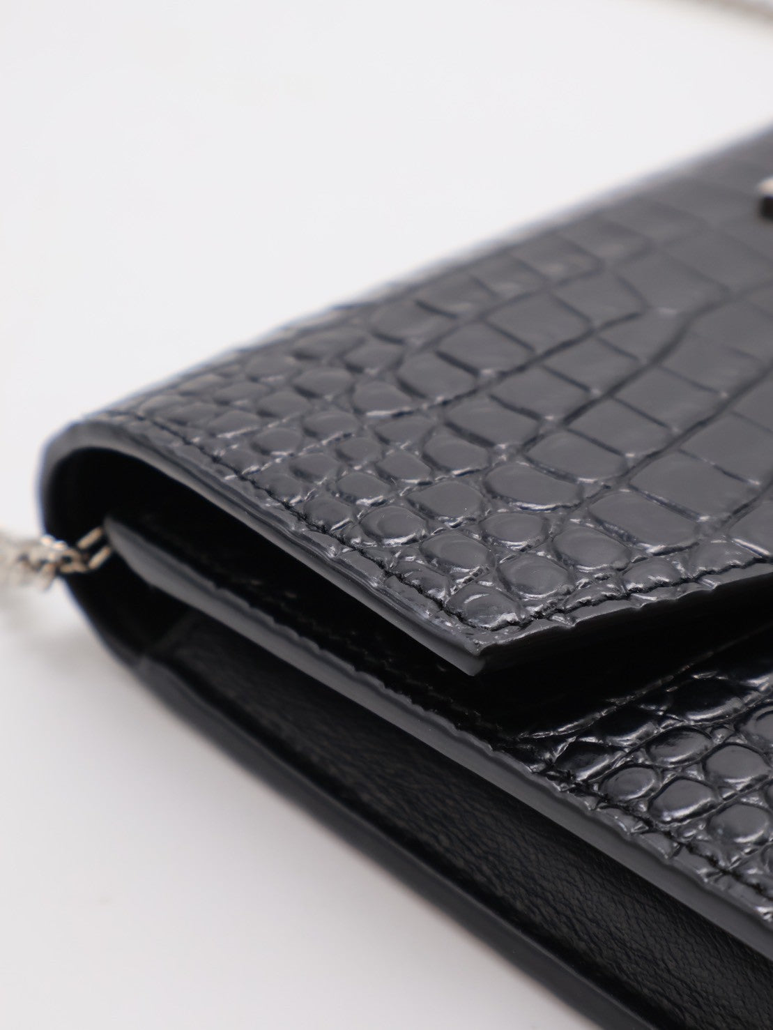 YSL 鱷魚壓紋信封鍊包 - 黑銀