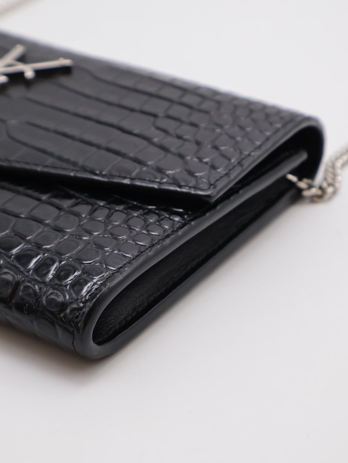 YSL 鱷魚壓紋信封鍊包 - 黑銀
