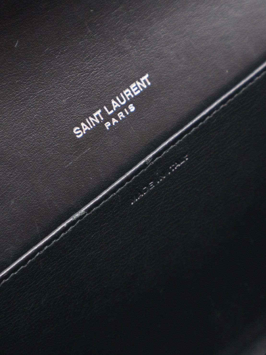 YSL 鱷魚壓紋信封鍊包 - 黑銀