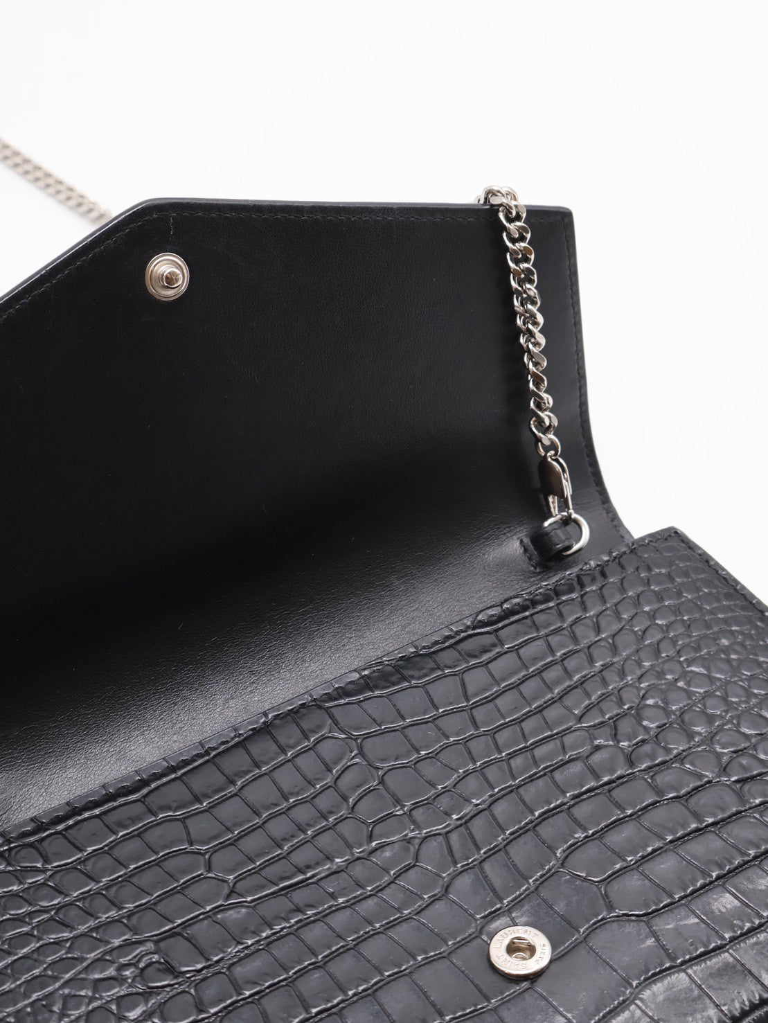 YSL 鱷魚壓紋信封鍊包 - 黑銀