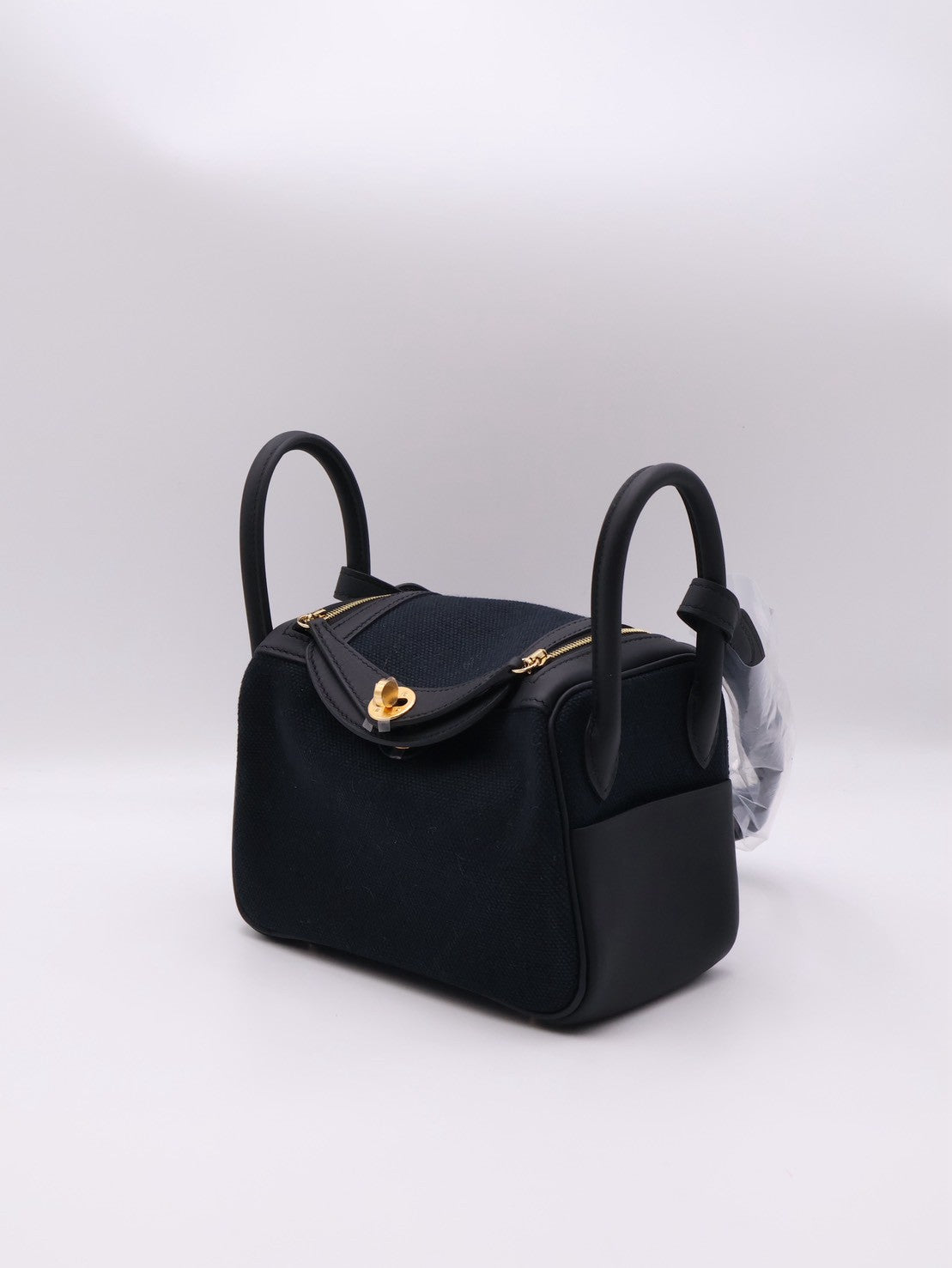 HERMES Mini Lindy ll - Noir 89 帆布黑金 G