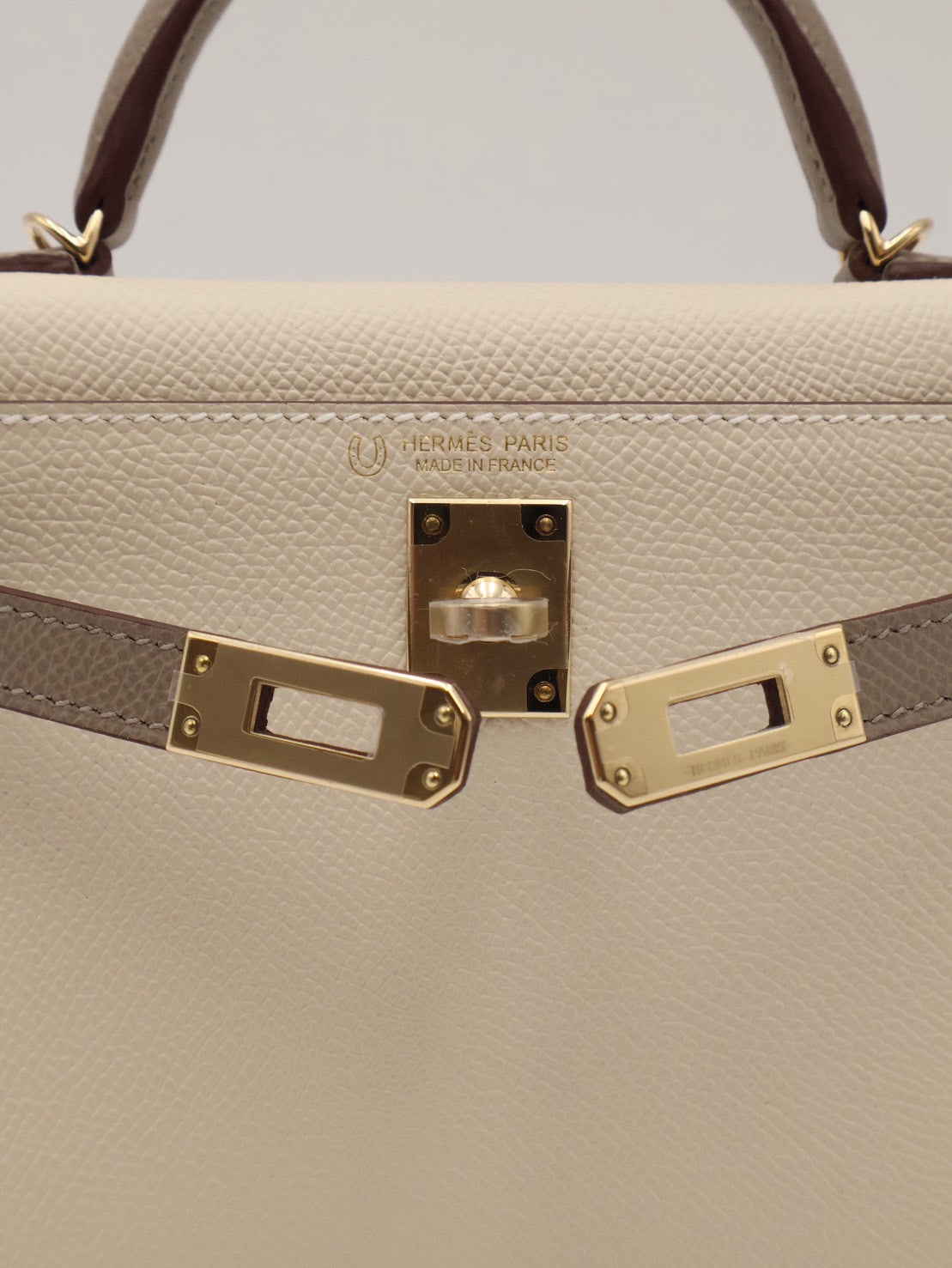 HERMES Mini Kelly ll - Craie/Etoupe 奶昔白拚大象灰金 W