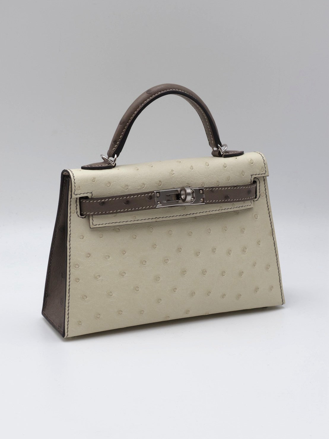 HERMES Mini Kelly ll - Nata/Etoupe 鴕鳥皮奶油白拚大象灰銀 K
