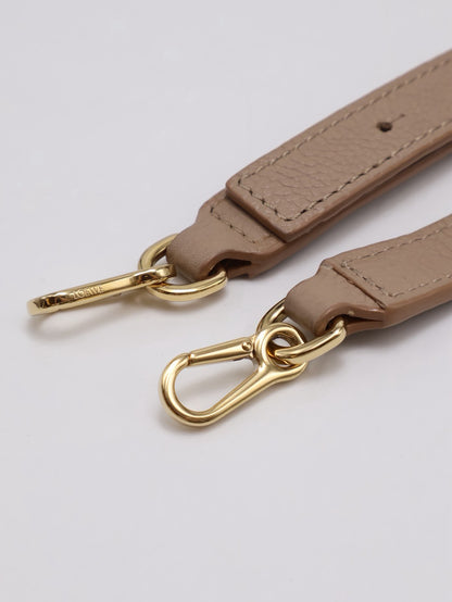LOEWE Mini Pebble Bucket水桶包 - 沙色