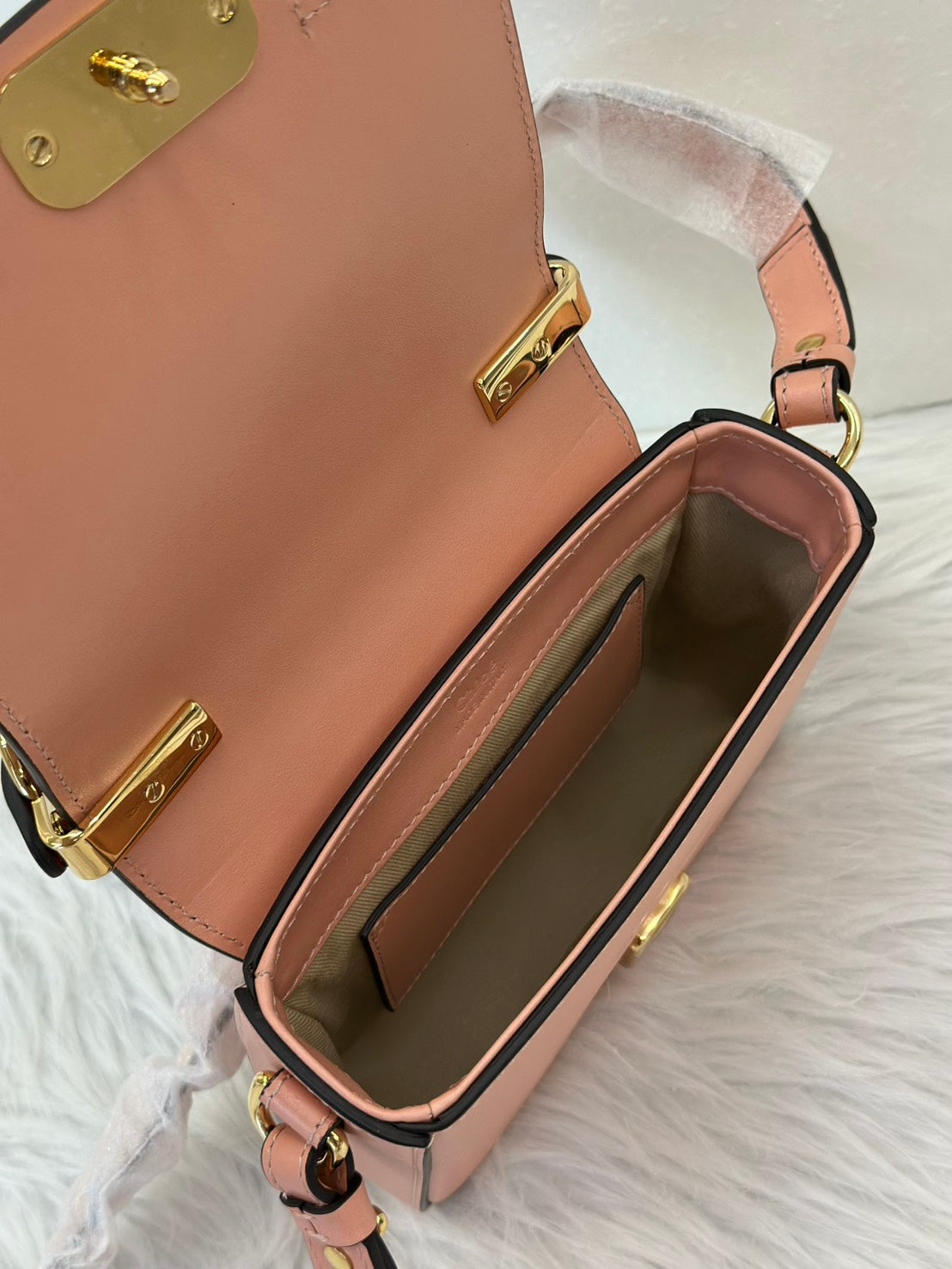 Chloe 經典 C Bag - mini棗紅珊瑚粉